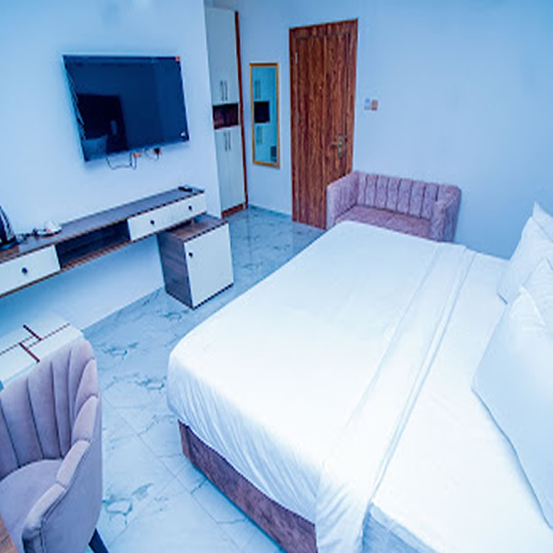 Diplomatic Suite