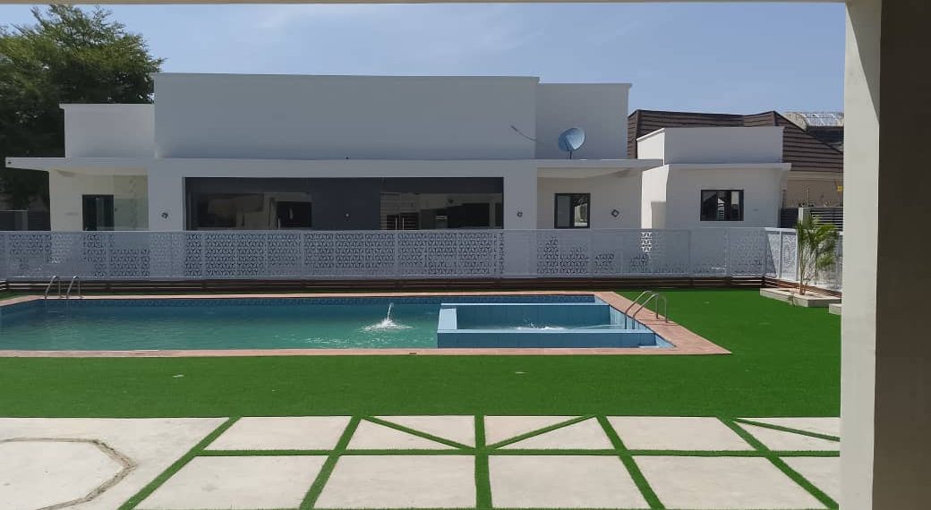 Merat Hotels Swimming Pool
